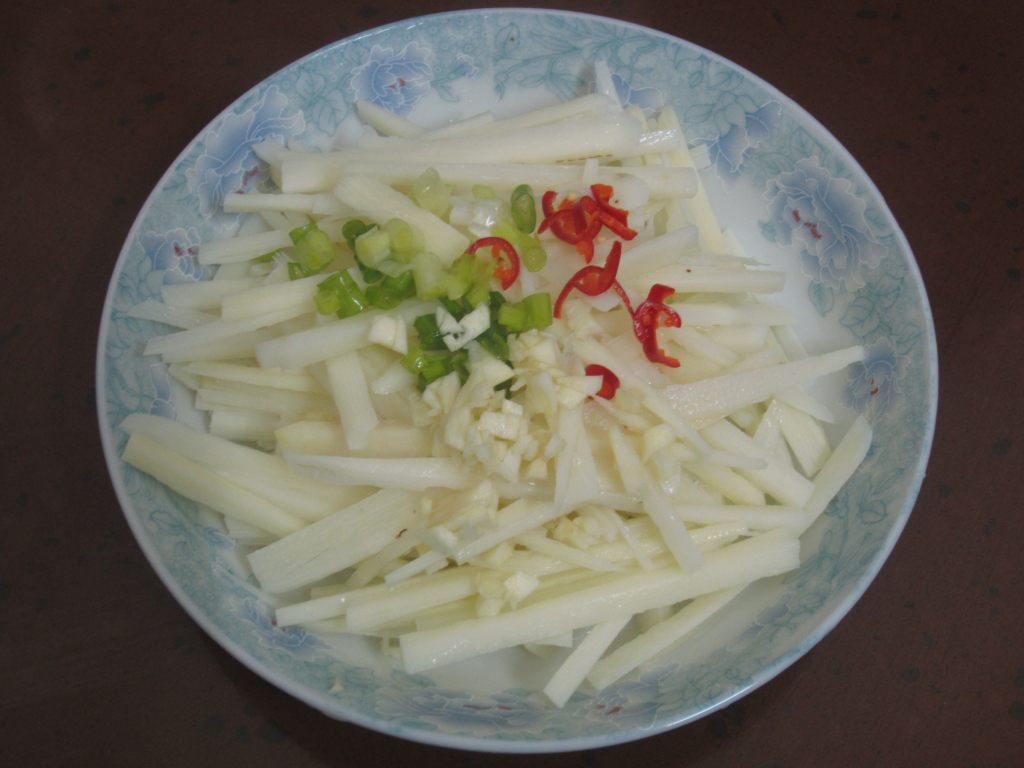 凉拌山药丝