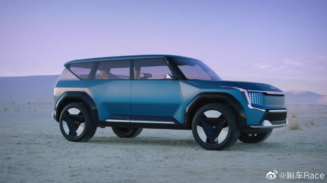 2022起亚EV9 概念车–前卫内饰充满科技感