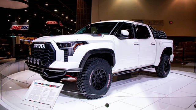 全新丰田坦途能装能越野，才23万，敢不敢国产？