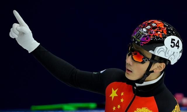 任子威2022北京冬奥会,2022年北京冬奥会会徽 任子威夺得1500米冠军,晋升速度滑冰"一哥",北京冬奥就看他