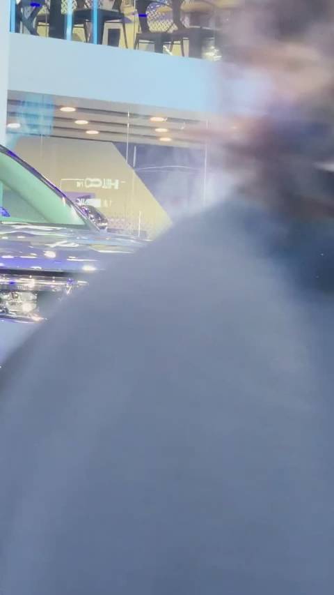 某车展某品牌居然有“烟瘾”