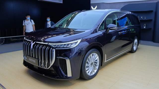 比埃尔法还要奢华的岚图梦想家 星空顶+真电视 爱了休闲区蓝鸢梦想 - Www.slyday.coM 比埃尔法还要奢华的岚图梦想家 星空顶+真电视 爱了休闲区蓝鸢梦想 - Www.slyday.coM