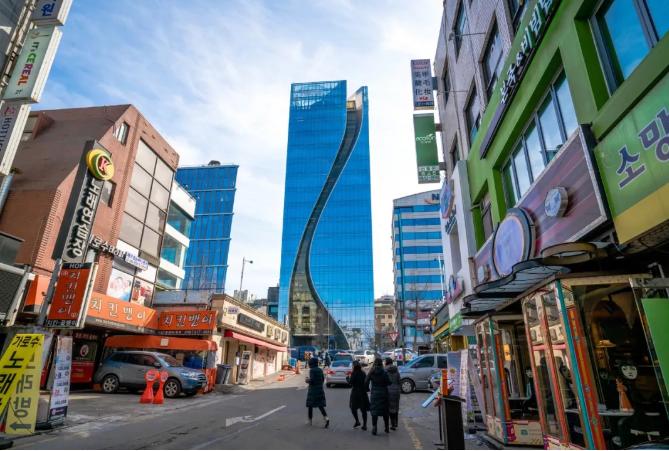 遏制房价持续飙涨，<a href=