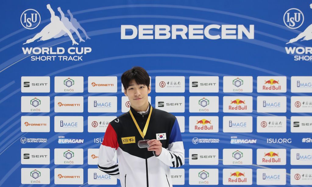 中国短道速滑队匈牙利站夺2金、一哥宣布易主，<a href=