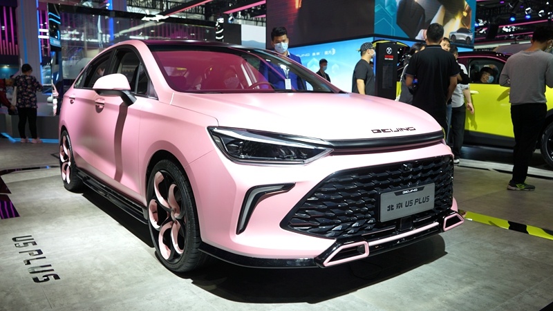 组图：国产汽车品牌争先亮相广州车展