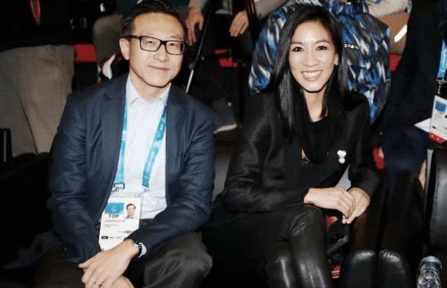 篮网老板娘久违出镜!快60岁仍气质优雅,为蔡崇信生三胎成贤内助 篮网老板娘久违出镜!快60岁仍气质优雅,为蔡崇信生三胎成贤内助