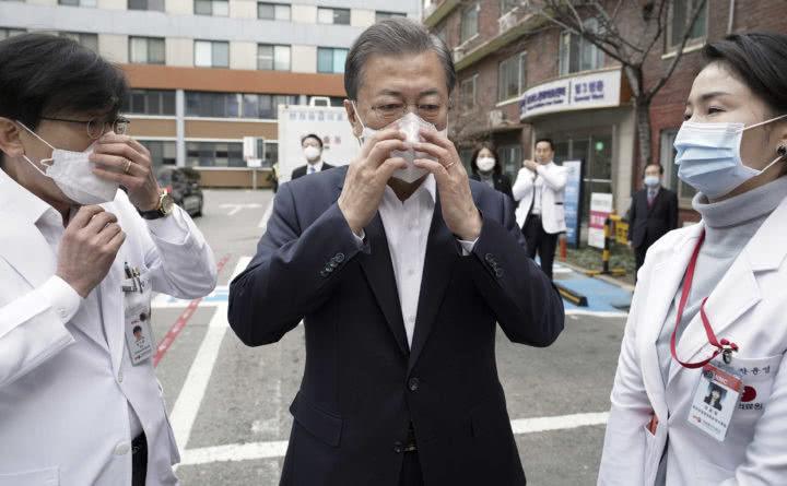 日增确诊破纪录，<a href=