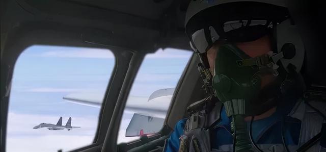 外机亮武器挑衅,空军飞行员对峙2小时将其逼退!机内录音令人泪目休闲区蓝鸢梦想 - Www.slyday.coM 外机亮武器挑衅,空军飞行员对峙2小时将其逼退!机内录音令人泪目休闲区蓝鸢梦想 - Www.slyday.coM