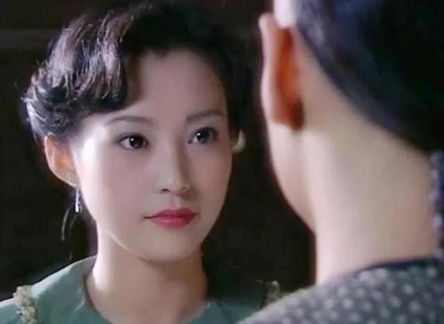 俞飞鸿皮肤紧致,郝蕾、袁立面部浮肿,下颚线对颜值的影响有多大休闲区蓝鸢梦想 - Www.slyday.coM 俞飞鸿皮肤紧致,郝蕾、袁立面部浮肿,下颚线对颜值的影响有多大休闲区蓝鸢梦想 - Www.slyday.coM