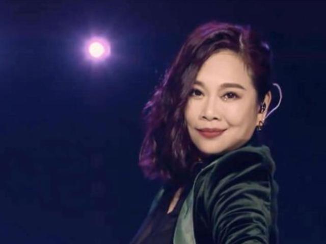 俞飞鸿皮肤紧致,郝蕾、袁立面部浮肿,下颚线对颜值的影响有多大休闲区蓝鸢梦想 - Www.slyday.coM 俞飞鸿皮肤紧致,郝蕾、袁立面部浮肿,下颚线对颜值的影响有多大休闲区蓝鸢梦想 - Www.slyday.coM