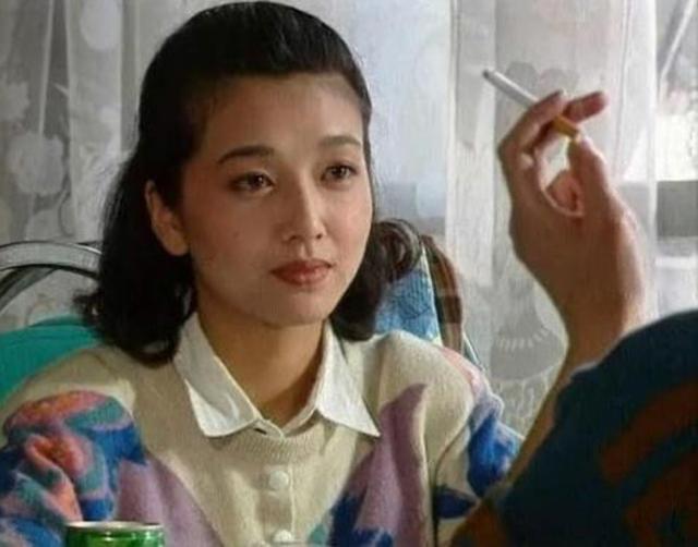 俞飞鸿皮肤紧致,郝蕾、袁立面部浮肿,下颚线对颜值的影响有多大休闲区蓝鸢梦想 - Www.slyday.coM 俞飞鸿皮肤紧致,郝蕾、袁立面部浮肿,下颚线对颜值的影响有多大休闲区蓝鸢梦想 - Www.slyday.coM