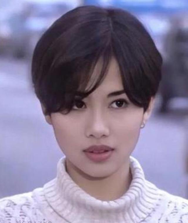 俞飞鸿皮肤紧致,郝蕾、袁立面部浮肿,下颚线对颜值的影响有多大休闲区蓝鸢梦想 - Www.slyday.coM 俞飞鸿皮肤紧致,郝蕾、袁立面部浮肿,下颚线对颜值的影响有多大休闲区蓝鸢梦想 - Www.slyday.coM