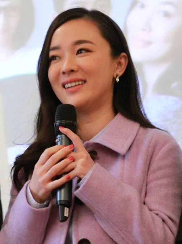 俞飞鸿皮肤紧致,郝蕾、袁立面部浮肿,下颚线对颜值的影响有多大休闲区蓝鸢梦想 - Www.slyday.coM 俞飞鸿皮肤紧致,郝蕾、袁立面部浮肿,下颚线对颜值的影响有多大休闲区蓝鸢梦想 - Www.slyday.coM