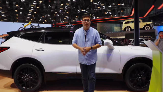 近期雪佛兰开拓者“白夜版”在广州车展首次公开亮相