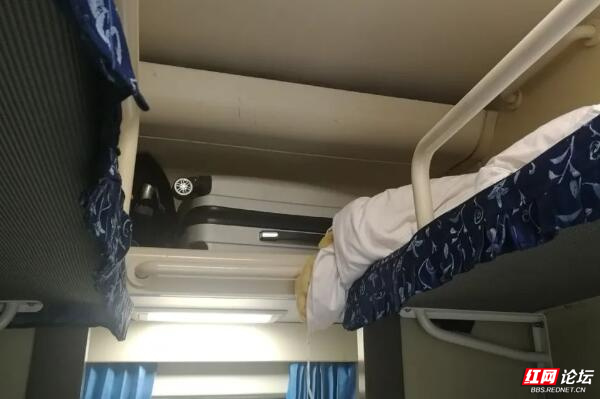 z238卧铺车厢分布图,z286卧铺车厢分布图 坐了这么久火车,不觉得卧铺车厢设计反人类?