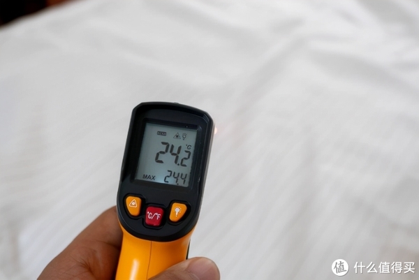 让被窝暖烘烘,超薄还可水洗,enelca石墨烯电暖毯体验休闲区蓝鸢梦想 - Www.slyday.coM 让被窝暖烘烘,超薄还可水洗,enelca石墨烯电暖毯体验休闲区蓝鸢梦想 - Www.slyday.coM