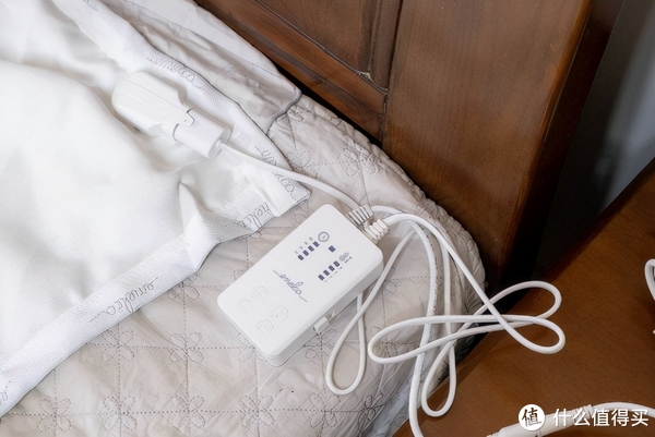 让被窝暖烘烘,超薄还可水洗,enelca石墨烯电暖毯体验休闲区蓝鸢梦想 - Www.slyday.coM 让被窝暖烘烘,超薄还可水洗,enelca石墨烯电暖毯体验休闲区蓝鸢梦想 - Www.slyday.coM