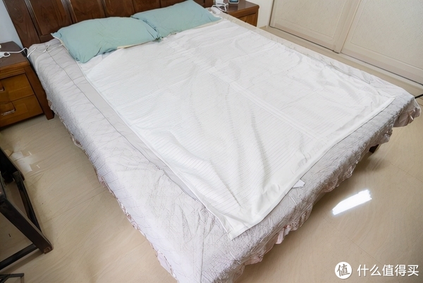 让被窝暖烘烘,超薄还可水洗,enelca石墨烯电暖毯体验休闲区蓝鸢梦想 - Www.slyday.coM 让被窝暖烘烘,超薄还可水洗,enelca石墨烯电暖毯体验休闲区蓝鸢梦想 - Www.slyday.coM