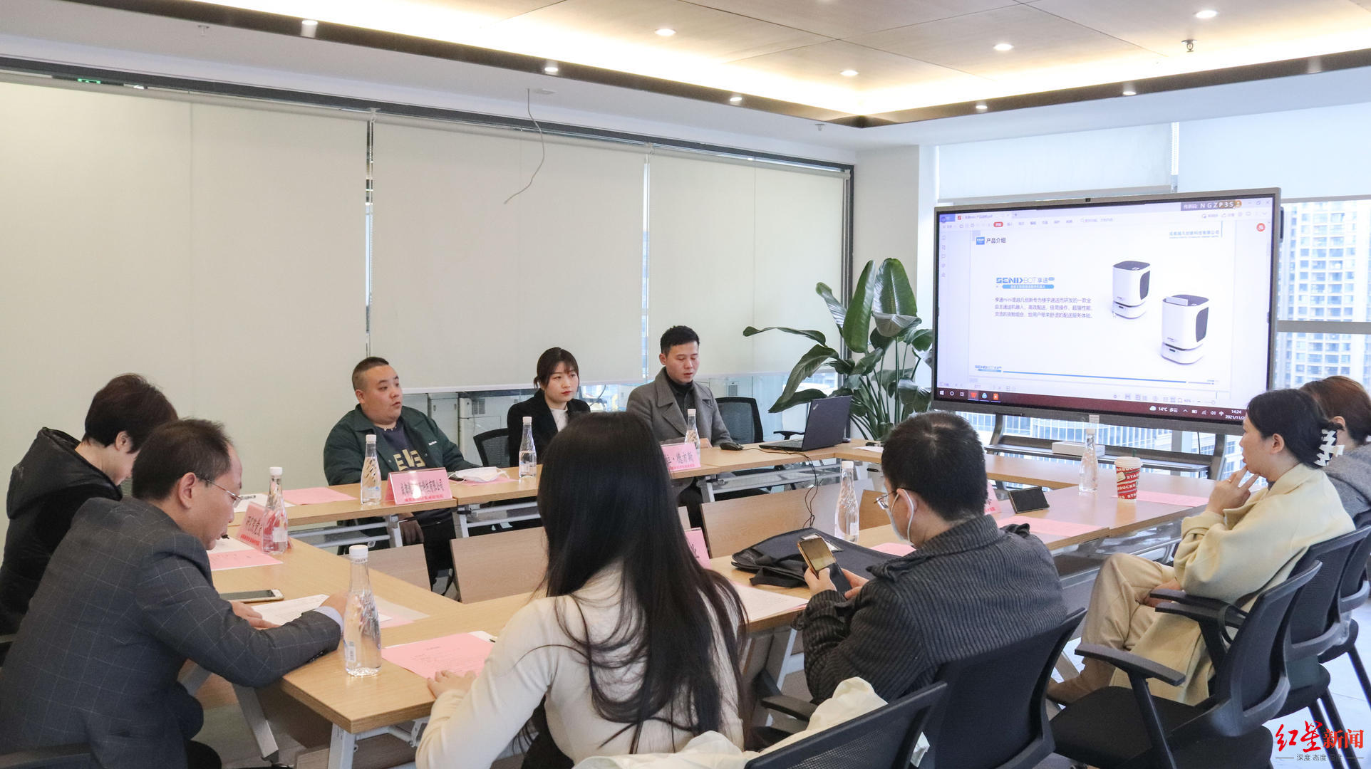 三家写字楼签约试用无人配送机器人 一场圆桌会后,企业“找到了最想找到的人”休闲区蓝鸢梦想 - Www.slyday.coM 三家写字楼签约试用无人配送机器人 一场圆桌会后,企业“找到了最想找到的人”休闲区蓝鸢梦想 - Www.slyday.coM