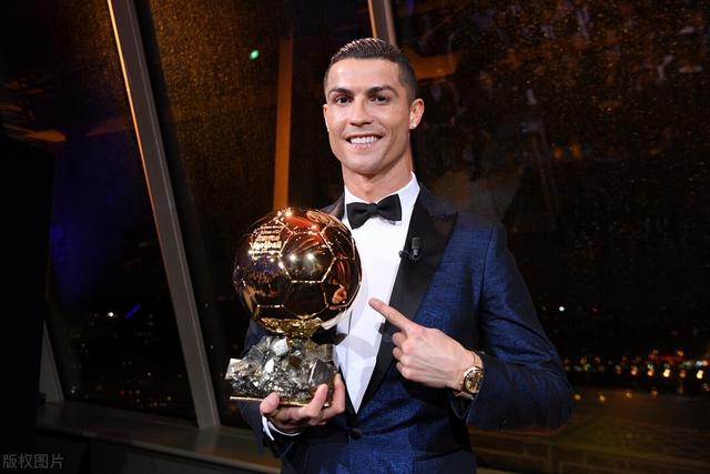 C罗梅西明争暗斗实锤了!金球奖主编证实,C罗希望退役前超越梅西休闲区蓝鸢梦想 - Www.slyday.coM C罗梅西明争暗斗实锤了!金球奖主编证实,C罗希望退役前超越梅西休闲区蓝鸢梦想 - Www.slyday.coM