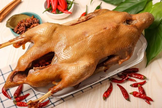 记者亲历“全民卤大鹅”!深圳突然超5万人报名考卤鹅,官方紧急叫停,想拿补贴不容易,别再“以鹅传鹅”休闲区蓝鸢梦想 - Www.slyday.coM 记者亲历“全民卤大鹅”!深圳突然超5万人报名考卤鹅,官方紧急叫停,想拿补贴不容易,别再“以鹅传鹅”休闲区蓝鸢梦想 - Www.slyday.coM