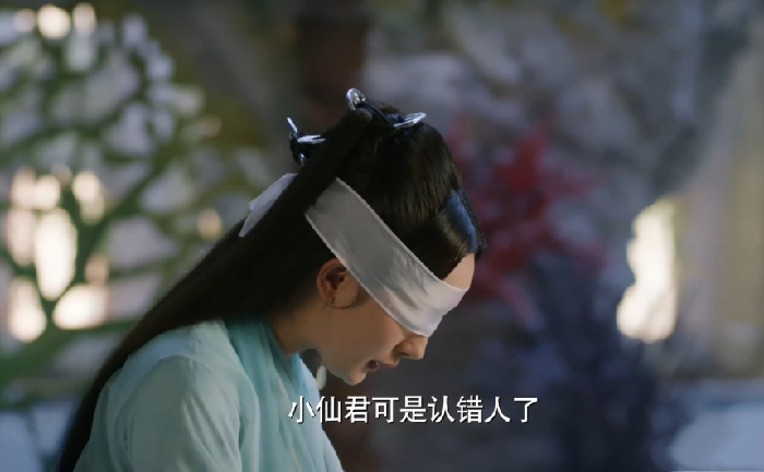 三生三世白浅刚见夜华时有些反感其实跟墨渊有很大的关系