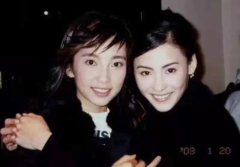 这9位明星堪称“角度美人”,正脸美如画,侧脸虐成渣 这9位明星堪称“角度美人”,正脸美如画,侧脸虐成渣