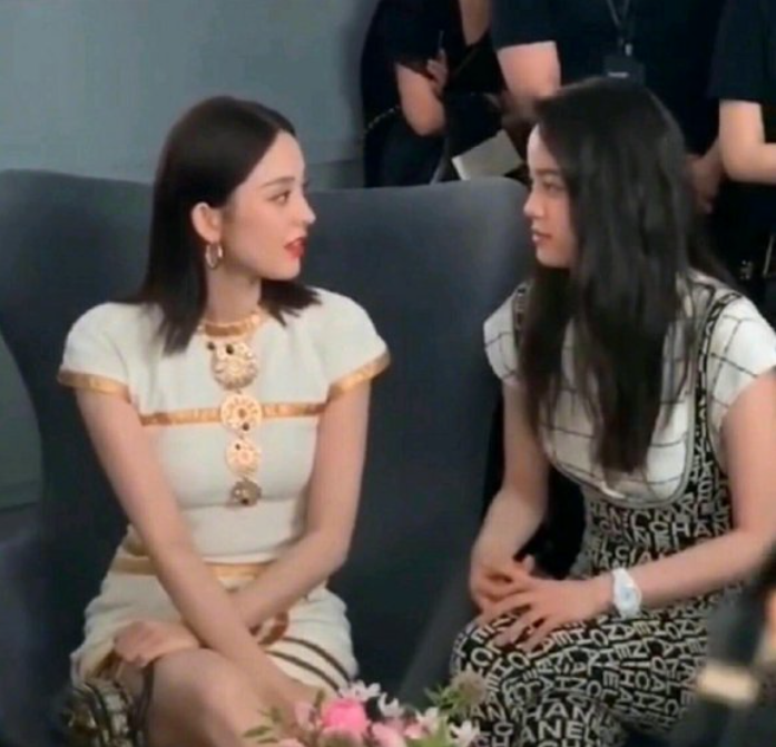 这9位明星堪称“角度美人”,正脸美如画,侧脸虐成渣 这9位明星堪称“角度美人”,正脸美如画,侧脸虐成渣