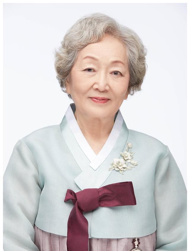金英玉出演公开60年心得是韩国最高龄女演员李政宰对其敬爱有加