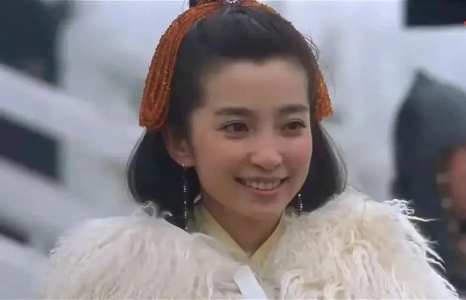 这9位明星堪称“角度美人”,正脸美如画,侧脸虐成渣 这9位明星堪称“角度美人”,正脸美如画,侧脸虐成渣