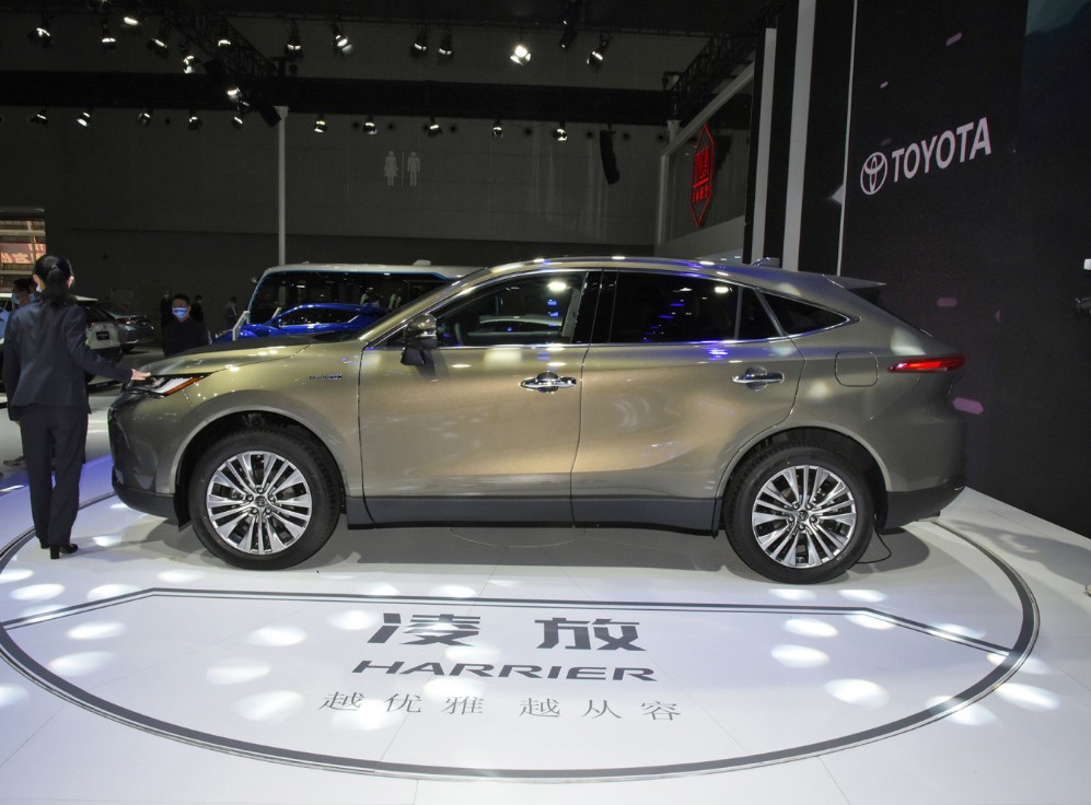 20多万挑选合资SUV,丰田凌放HARRIER、大众途观L,谁更值得买