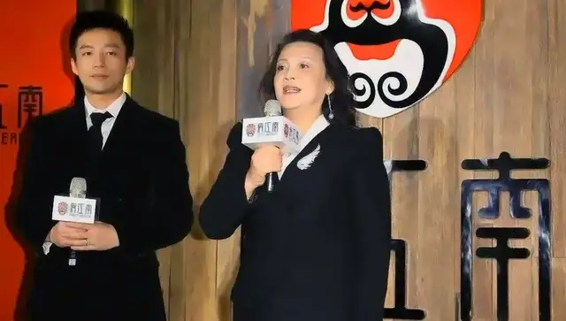 汪小菲母子商业版图真相:不存在的餐饮帝国休闲区蓝鸢梦想 - Www.slyday.coM 汪小菲母子商业版图真相:不存在的餐饮帝国休闲区蓝鸢梦想 - Www.slyday.coM