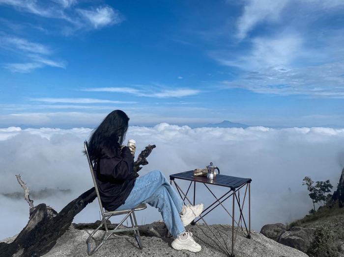 鸡鸣三国闻,越南中部迷人的昆嵩云雾天堂