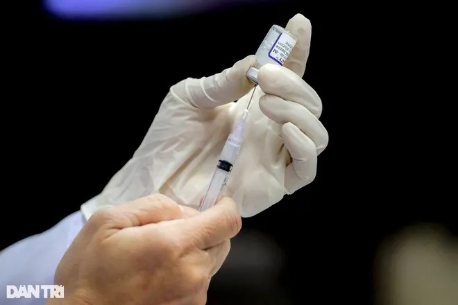 越南卫生部:可将过期辉瑞疫苗 给儿童注射!河内:我不敢注射!