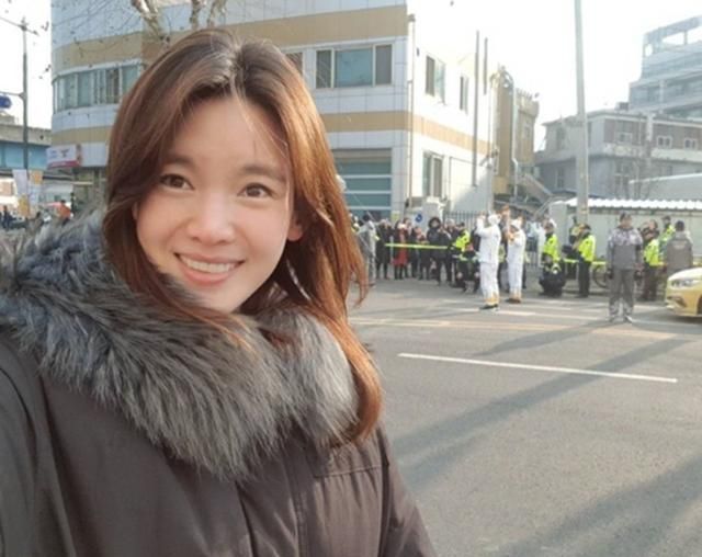 只有富商送的车是真的,又一个<a href=