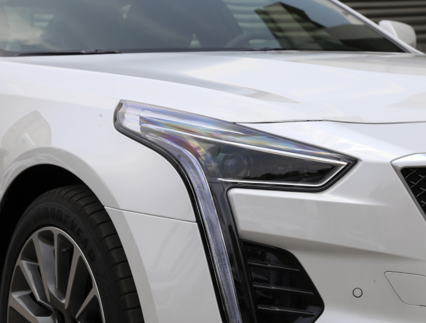 豪华中大型轿车对决:奥迪A6L对比凯迪拉克CT6谁更强?