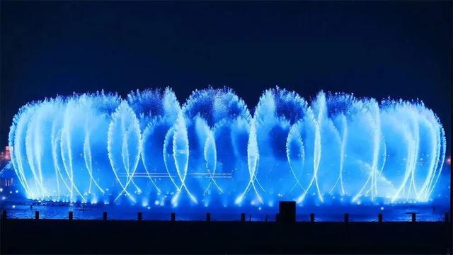 绝美!西安奥体中心光影文化公园水秀表演最佳观演攻略来了休闲区蓝鸢梦想 - Www.slyday.coM 绝美!西安奥体中心光影文化公园水秀表演最佳观演攻略来了休闲区蓝鸢梦想 - Www.slyday.coM