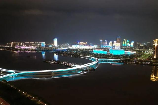 绝美!西安奥体中心光影文化公园水秀表演最佳观演攻略来了休闲区蓝鸢梦想 - Www.slyday.coM 绝美!西安奥体中心光影文化公园水秀表演最佳观演攻略来了休闲区蓝鸢梦想 - Www.slyday.coM