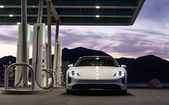 保时捷Taycan海外开启召回!悬架存在安全隐患休闲区蓝鸢梦想 - Www.slyday.coM 保时捷Taycan海外开启召回!悬架存在安全隐患休闲区蓝鸢梦想 - Www.slyday.coM