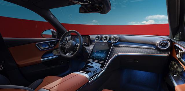 最低配落地近40万,却拿个1.5T来敷衍,全新奔驰C非蠢即坏?