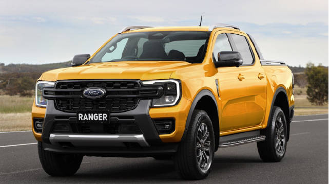 福特Ranger性能出众，售价18万不到，来华自主没得玩