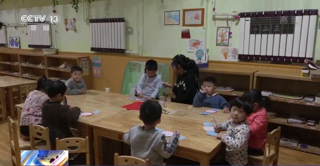 河南一幼儿园因“小学化”倾向被查处,三令五申之下为何还有违规休闲区蓝鸢梦想 - Www.slyday.coM 河南一幼儿园因“小学化”倾向被查处,三令五申之下为何还有违规休闲区蓝鸢梦想 - Www.slyday.coM