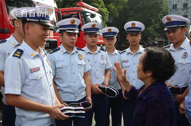 “布鞋奶奶”走了 曾坚持给部队子弟兵送布鞋40年休闲区蓝鸢梦想 - Www.slyday.coM “布鞋奶奶”走了 曾坚持给部队子弟兵送布鞋40年休闲区蓝鸢梦想 - Www.slyday.coM