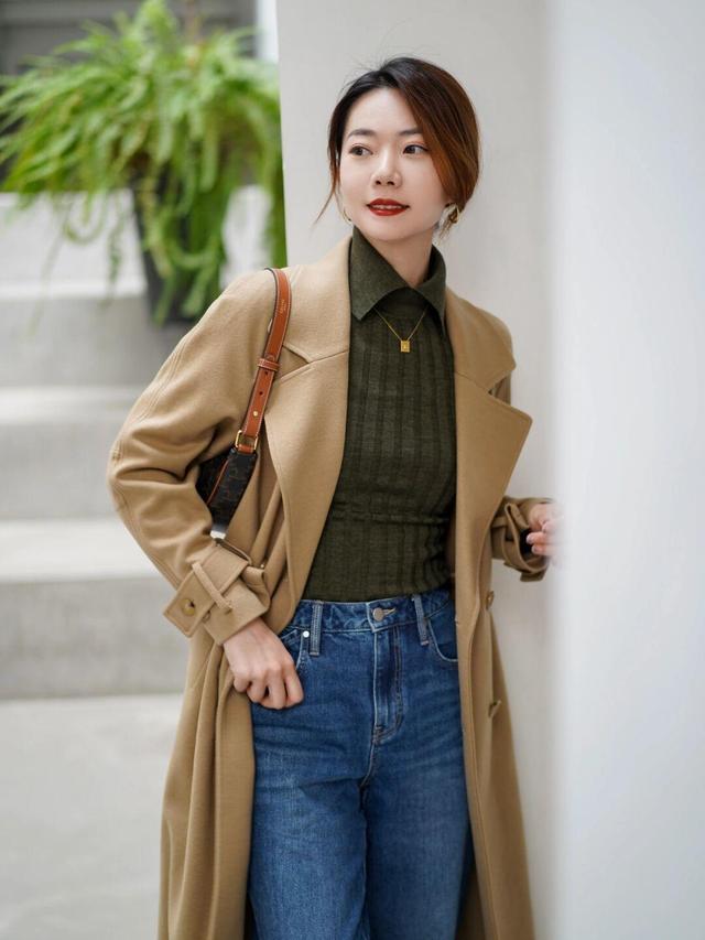 原来“大地色大衣”才是时髦精的必备单品,优雅高级,女人味十足休闲区蓝鸢梦想 - Www.slyday.coM 原来“大地色大衣”才是时髦精的必备单品,优雅高级,女人味十足休闲区蓝鸢梦想 - Www.slyday.coM