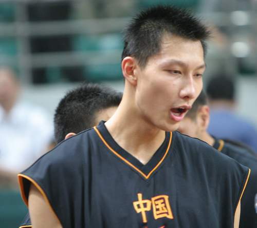 4天2战！中国男篮先打<a href=