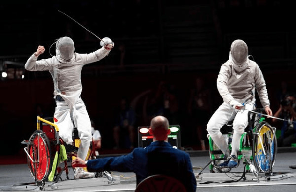 自强不息 超越自我——国际残疾人日,向残疾人运动员们致敬休闲区蓝鸢梦想 - Www.slyday.coM 自强不息 超越自我——国际残疾人日,向残疾人运动员们致敬休闲区蓝鸢梦想 - Www.slyday.coM