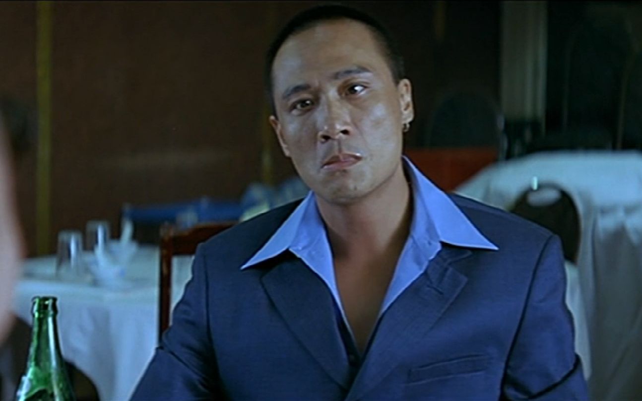 吴镇宇是香港影坛上著名的经典反派塑造者之一.