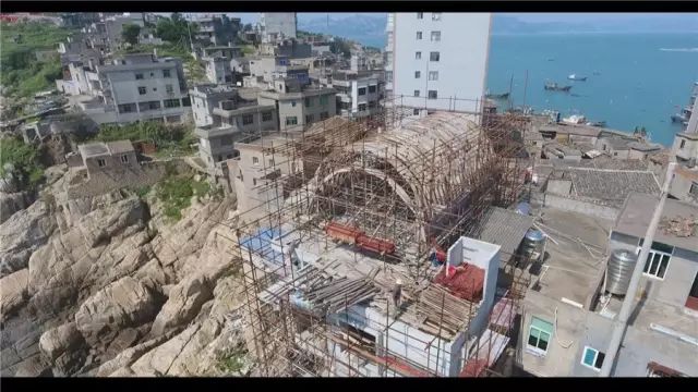 《梦想改造家》封神之作:同样花了130万,爆改悬崖之上老破危房,真的太牛了!休闲区蓝鸢梦想 - Www.slyday.coM 《梦想改造家》封神之作:同样花了130万,爆改悬崖之上老破危房,真的太牛了!休闲区蓝鸢梦想 - Www.slyday.coM