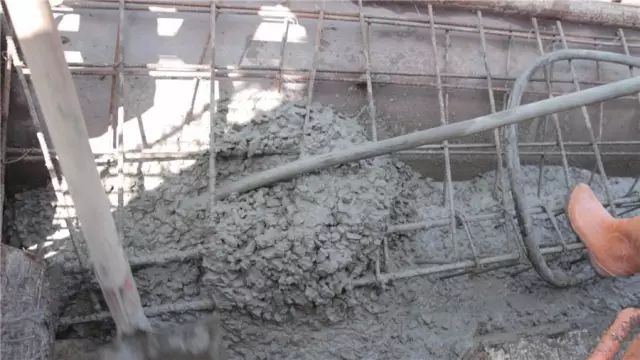 《梦想改造家》封神之作:同样花了130万,爆改悬崖之上老破危房,真的太牛了!休闲区蓝鸢梦想 - Www.slyday.coM 《梦想改造家》封神之作:同样花了130万,爆改悬崖之上老破危房,真的太牛了!休闲区蓝鸢梦想 - Www.slyday.coM