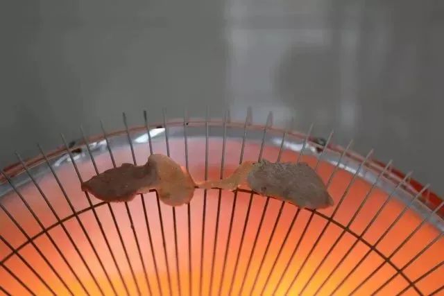 1岁男童睡电热毯时尿床被烧伤!这些取暖神器用不对秒变危险利器休闲区蓝鸢梦想 - Www.slyday.coM 1岁男童睡电热毯时尿床被烧伤!这些取暖神器用不对秒变危险利器休闲区蓝鸢梦想 - Www.slyday.coM